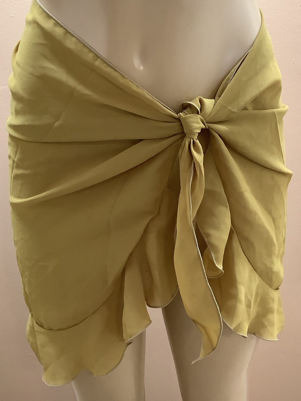Zuliana Sarong Skirt/Cover Up Sarong With Lettuce Trim. Made in USA. New W/Tags.